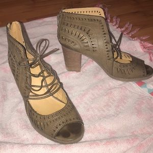 High heels for teens or young girls